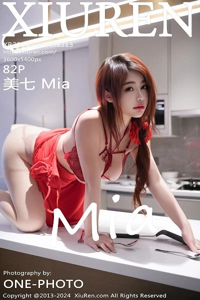 [XiuRen]高清写真图 2024.03.29 No.8313 美七 Mia 丝袜美臀封面